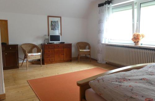 Dietrichsfeld Apartment | Ferienwohnung Baur