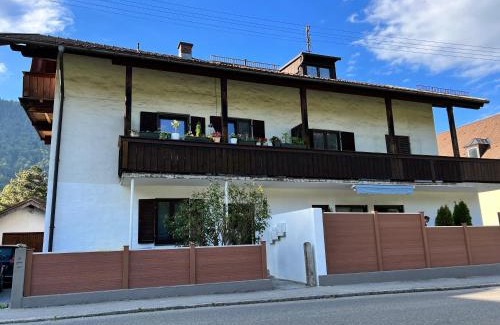 Oberau Apartment | Ferienwohnung Bene