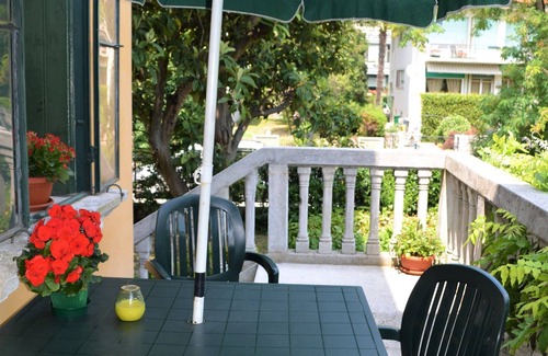 Santa Maria in Stelle Apartment | Ferienwohnung CANAL 1 in Villa mit Garten Venedig Lido