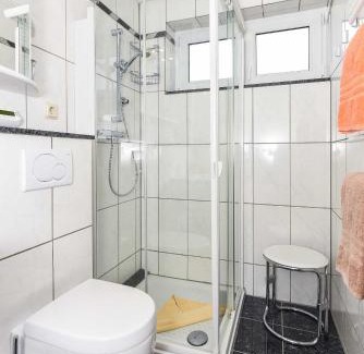 Esens Apartment | Ferienwohnung Captain Flints Schatz