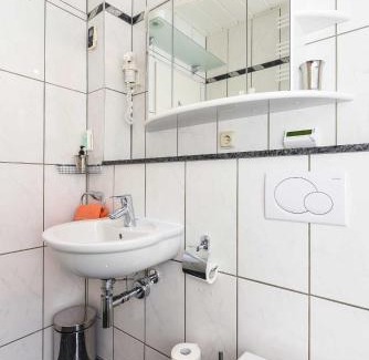 Esens Apartment | Ferienwohnung Captain Flints Schatz