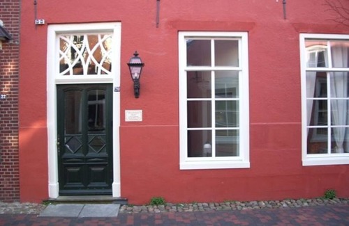 Leer Apartment | Ferienwohnung Dornröschen - Ferienwohnungen Märchenhaus Domke 15133