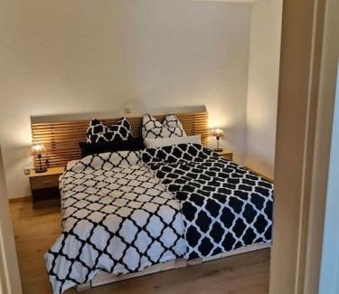 Mertesdorf Apartment | Ferienwohnung Edgar und 300 qm Garten Trier Mosel Eifel