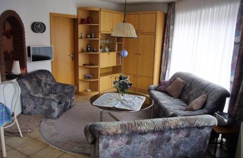 Esens Apartment | Ferienwohnung Esener Bär