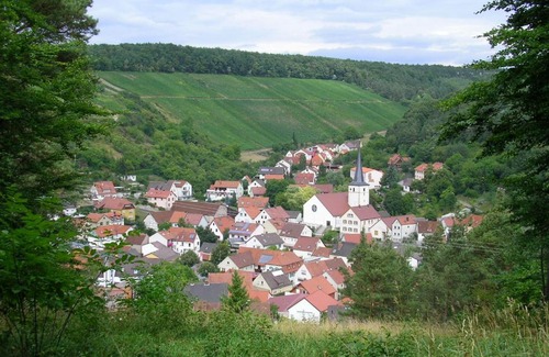 Ramsthal Apartment | Ferienwohnung Haus am Singberg