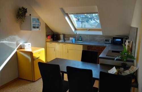 Bad Ems Apartment | Ferienwohnung im roten Haus, die Therme ist fußläufig in 350m zu erreichen