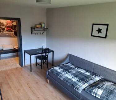 Hausen Apartment | Ferienwohnung Im Wiesenrain