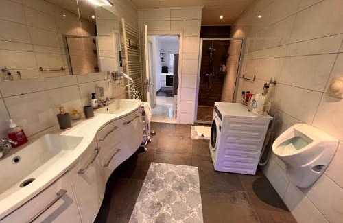 Wolfsanger Apartment | Ferienwohnung in bester Lage Kassels