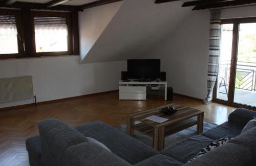 Eppelborn Apartment | Ferienwohnung in Humes