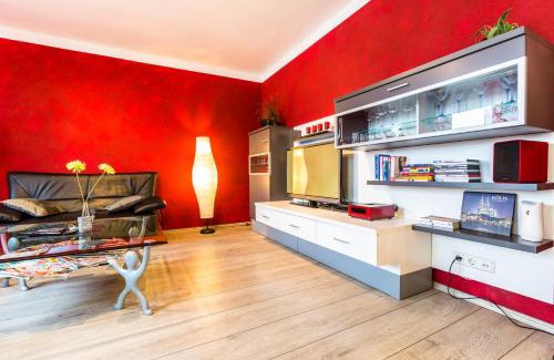 Muelheim Apartment | Ferienwohnung Köln Messenähe