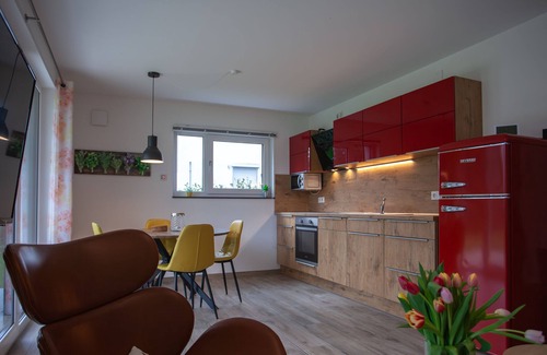 Langenargen Apartment | Ferienwohnung Lago Rosso in Langenargen