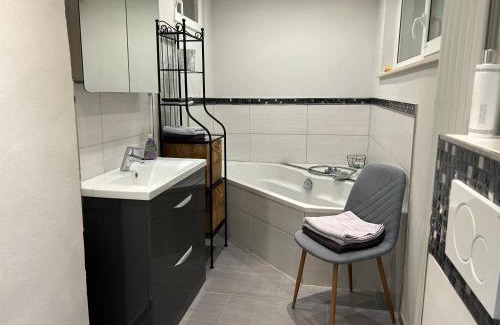 Weilburg Apartment | Ferienwohnung Lahntalblick