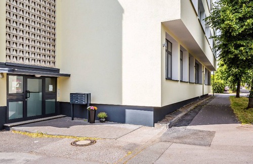 Langenfeld Apartment | Ferienwohnung Langenfeld 06, 50qm, 1 Schlafzimmer, 1 Wohn-/schlafraum, Max. 4 Personen