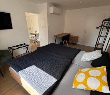 Momlingen Apartment | Ferienwohnung Lemon - Suite