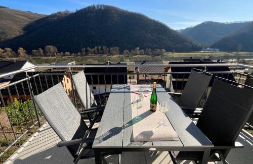 Muden Apartment | Ferienwohnung Moseltraum, 1-6 Pers, mit 3 Schlafzimmer und Panoramabalkon