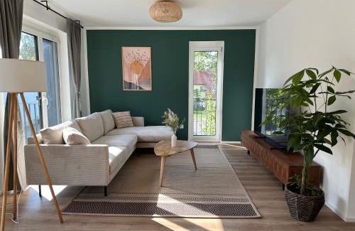 Erlangen Apartment | Ferienwohnung-Parkplatz-Balkon-Küche-Aufzug-SmartTV-Waschtrockner