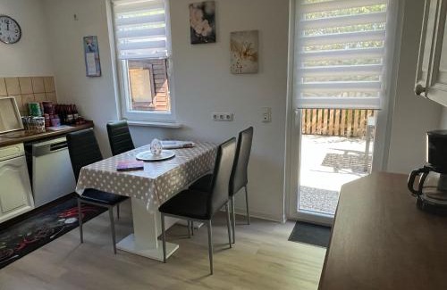 Uelzen Apartment | Ferienwohnung Sonnenschein Garten
