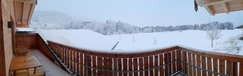 Bolsterlang Apartment | Ferienwohnung Streuobstwiese