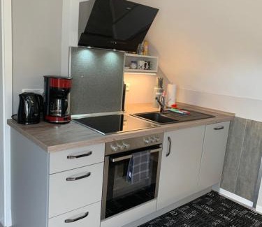 Burbach Apartment | Ferienwohnung Sunny - Moderne Ferienwohnung im Grünen in Saarbrücken-West