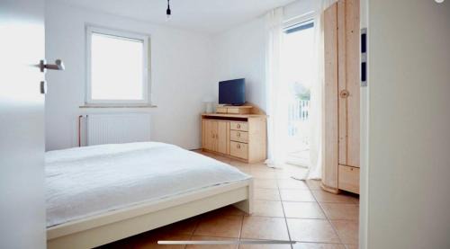 Mengerskirchen Apartment | Ferienwohnung Tannen-Apotheke Eins