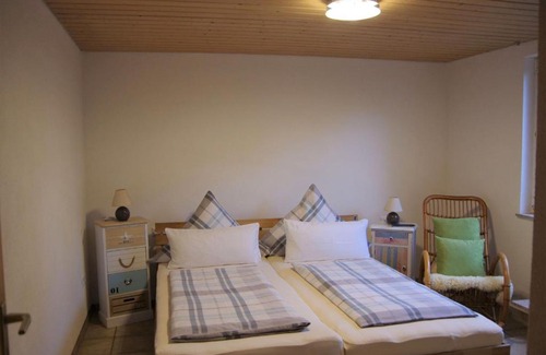 Eriskirch Apartment | Ferienwohnung Tea