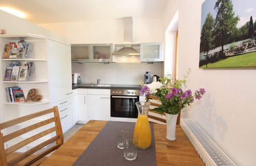 Grabenstatt Apartment | *Ferienwohnung Tüttensee for 1 - 2 persons, with balcony