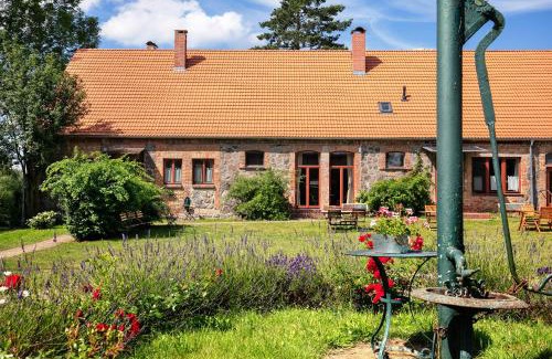 Temmen-Ringenwalde Apartment | Ferienwohnungen Hof Luisenau