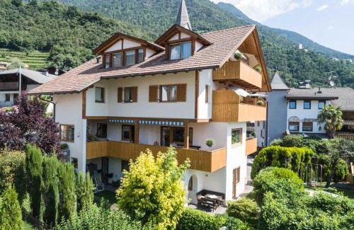 Lagundo Apartment | Ferienwohnungen Hofanger