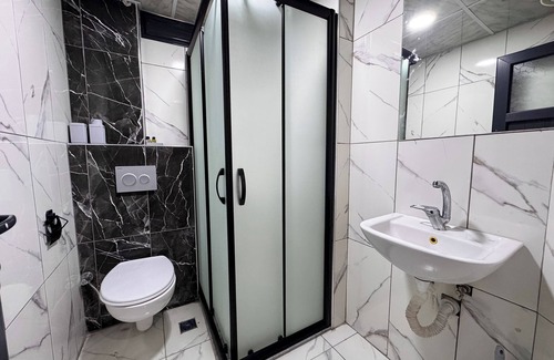 Artikli Hotel | Fermir Grand Otel