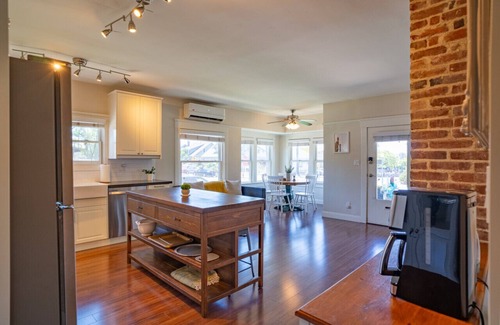 South Park Apartment | Fern House - Bungalow Farmhouse