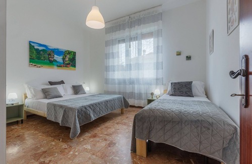 Ferrara Apartment | Ferrara Charming apt 4 min walk from the bus stop!