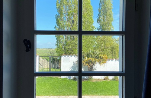 Saint-Just-Luzac House | Feusse Castle