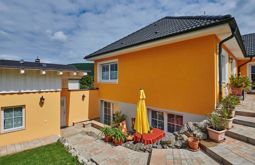 Strullendorf Apartment | FEWO Geisbergblick
