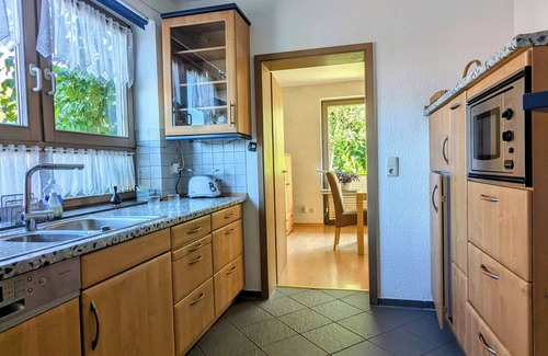 Melsungen Apartment | FeWo Herkulesblick - Quiet vacation apartment with lots of space, garden and terrace