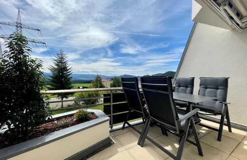 Scheidegg Apartment | FeWo Längl -Waldluft- mit Pool und Sauna im Allgäu