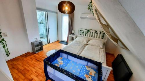 Tholey Apartment | FeWo Schaumberg-Stübchen