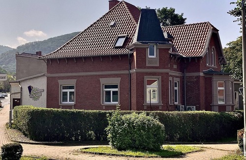 Thale Apartment | FeWo26 in Sagenharz | stylish family apartment, 2 bedrooms, air conditioning, WiFi & Netflix