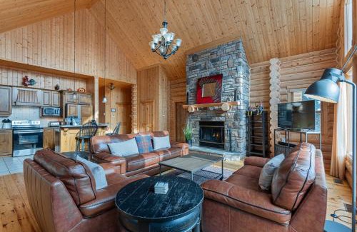 Fiddler Lake Resort Ski Chalet | Fiddler Lake Resort Chalet 41 Cerf avec piscine