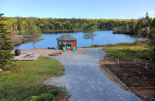 Marion Bridge Apartment | Fiddler's Lake Escape Vacation Apartment