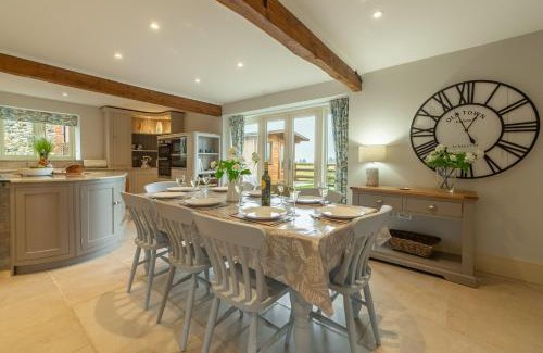 Docking House | Field Corner 6
