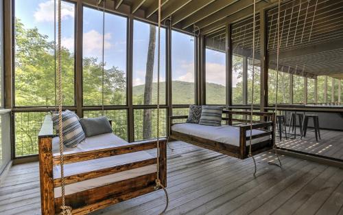 Big Canoe House | Field of Stars - Custom finishes gorgeous lake views games more