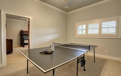 Big Canoe House | Field of Stars - Custom finishes gorgeous lake views games more