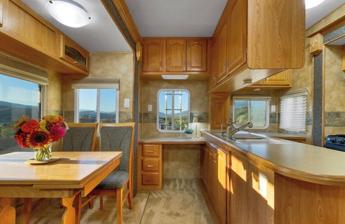 Vernon House | Fifth + Fabulous