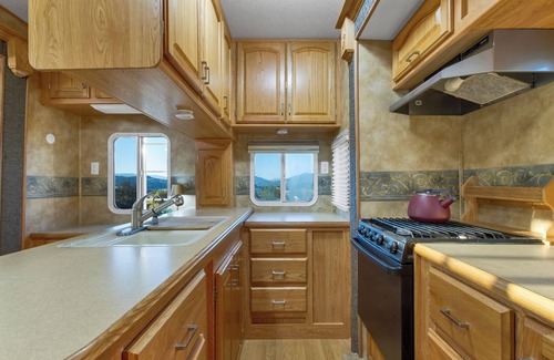 Vernon House | Fifth + Fabulous