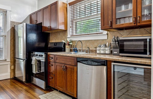 St. Charles Historic District House | Fifth Street Retreat by StayLage