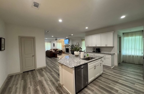 Lubbock House | Fifty5 Modern Westmont Retreat