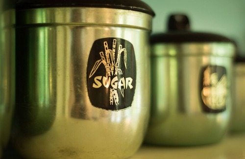 Cudgera Creek Apartment | Fig Tree Retro Studio | pet friendly | welcome hamper incl | 9 min to beach