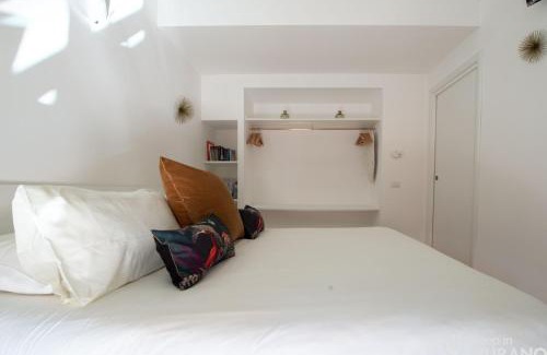 Longa Apartment | FILIGRANA House & Courtyard - by Sleep in MURANO