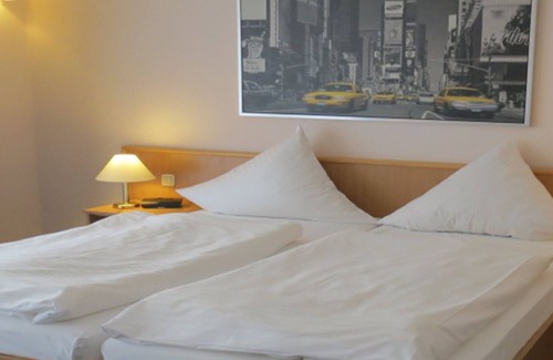 Babelsberg Sud Hotel | Filmhotel Lili Marleen