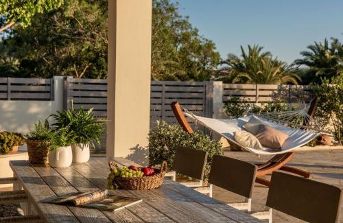 Faistos House | Filothei Beach House with pool